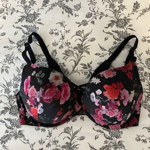 Torrid Curve Bra Size 38DD 🌸 Floral 🌸